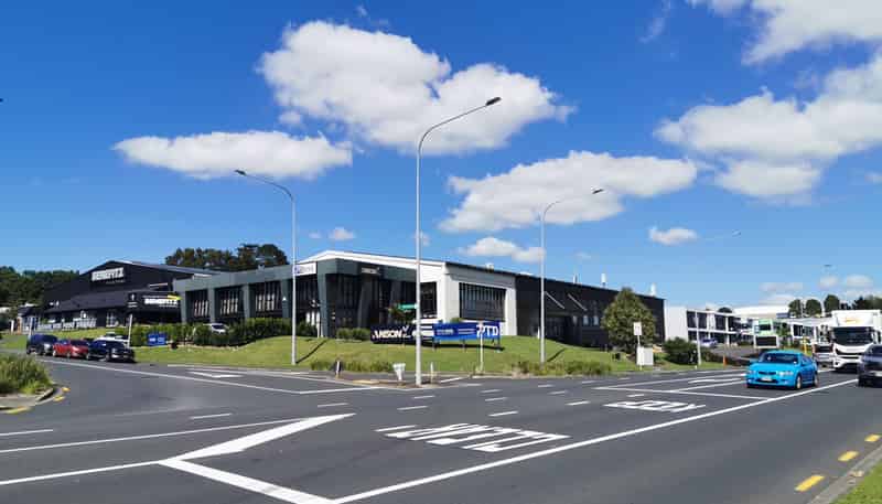 1 Parkway Drive, Albany