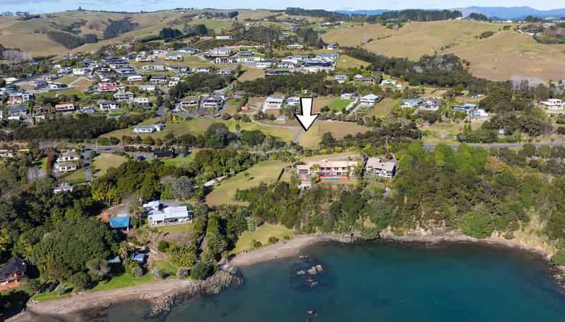 17 Coachmans Way, CABLE BAY