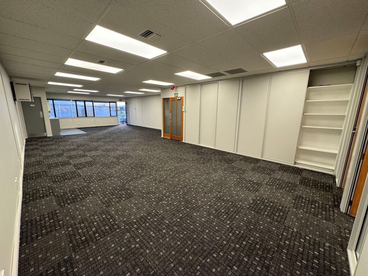 Affordable Office Space on Colombo Street - Vista 2