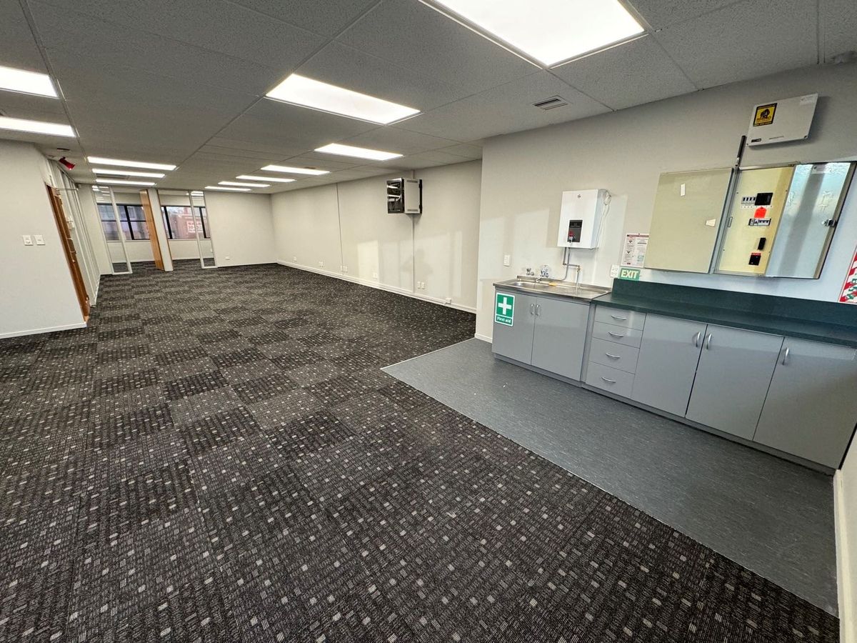 Affordable Office Space on Colombo Street - Vista 4
