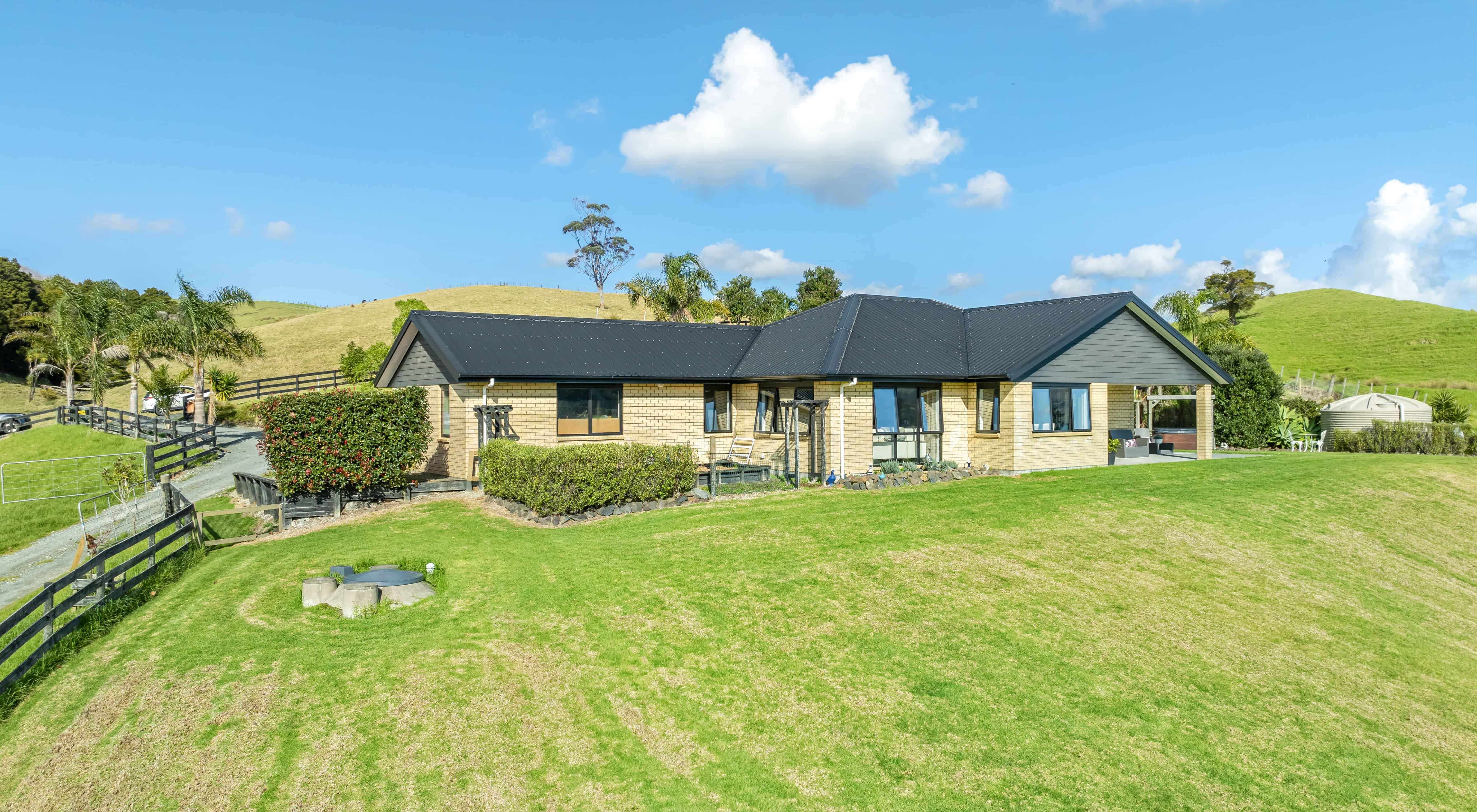 52 Manu Drive, Kaiwaka, Kaipara For Sale realestate.co.nz