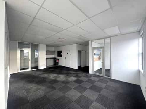 Modern High Quality Small Office Suite