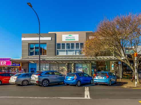 Best on the Beach - Freehold Investment 