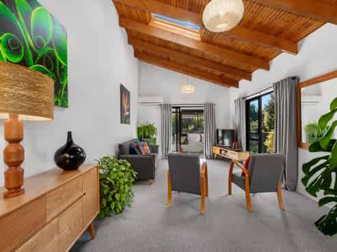 17b Rutherford Street, Otumoetai