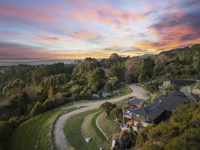 141 Rocklands Road, Clifton