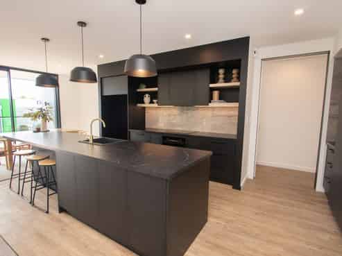 2/38 Cass Street, Ashburton