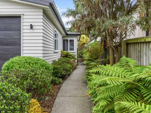 32 Wakatu Avenue, Moncks Bay