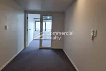 Quality Unit On Marua Rd. Ellerslie