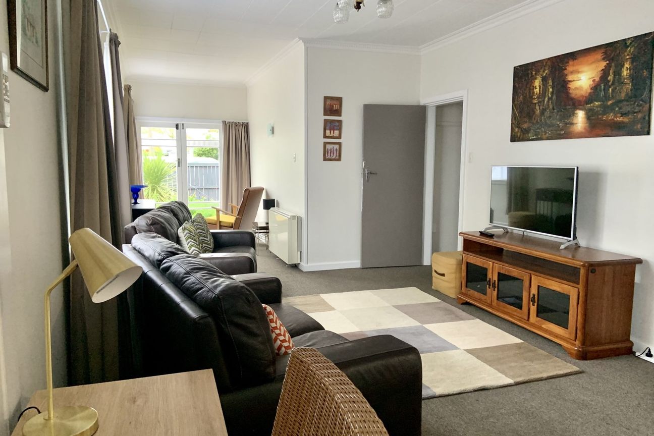 Spacious fully furnished bungalow very handy to the inner city! - Ansicht 3