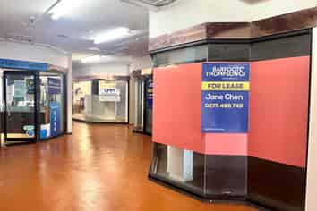 78M² RETAIL/OFFICE FOR LEASE
