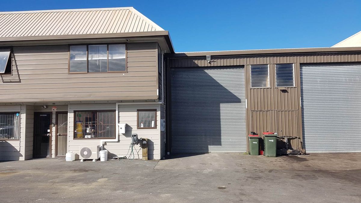 173M² INDUSTRIAL UNIT