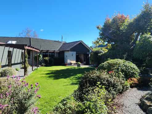155 Downs Road, Geraldine Downs
