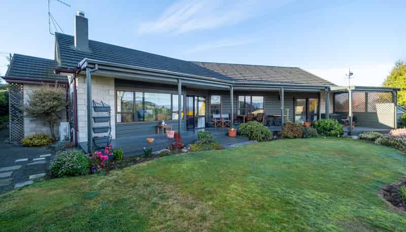 155 Downs Road, Geraldine Downs