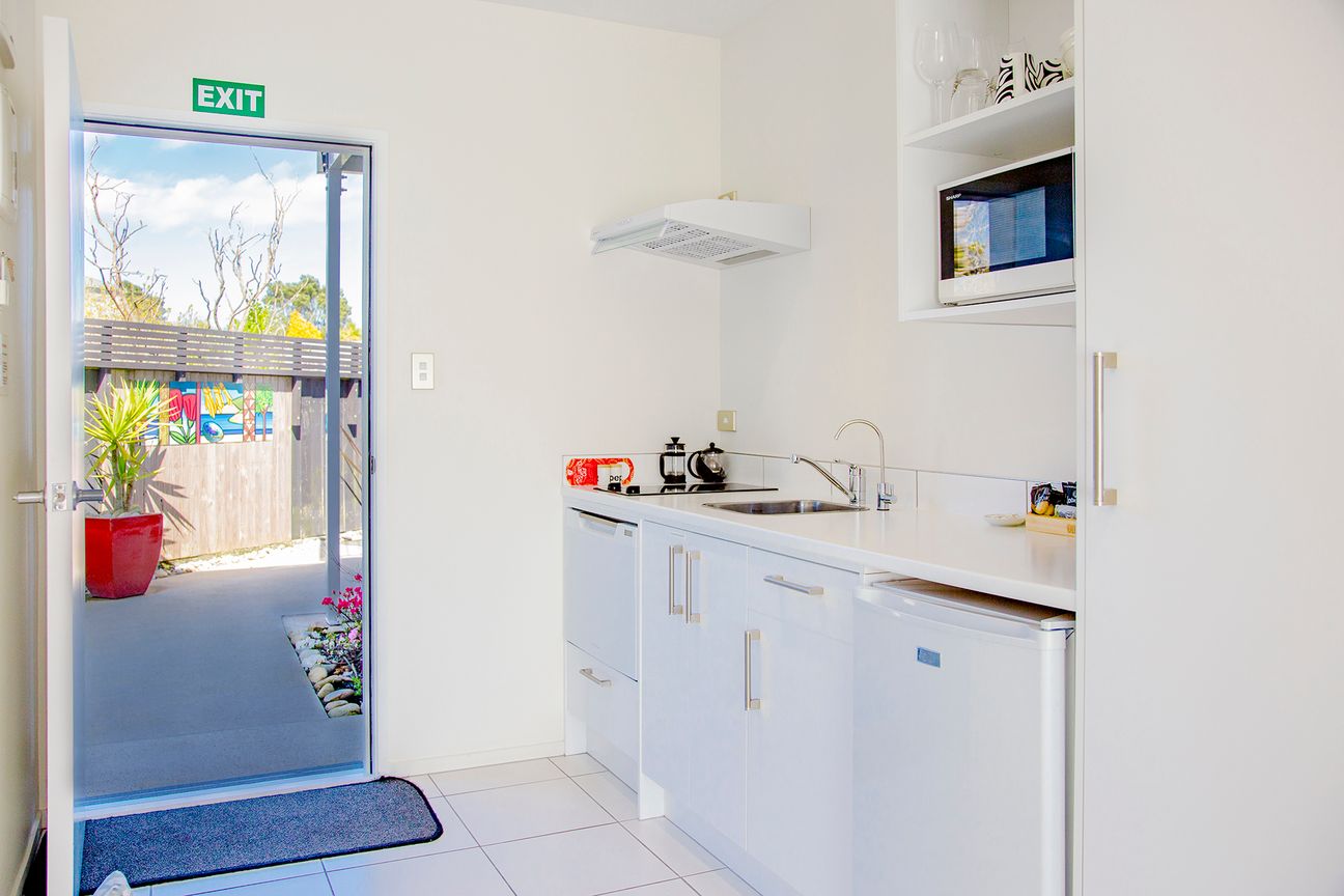 Affordable & Adorable by the Sea From $179,000 - Vista 5