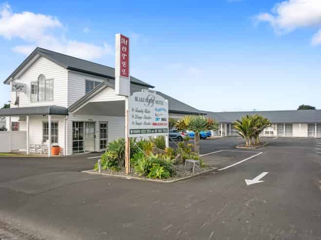 Business plus Lifestyle at the Beach