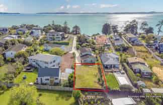 2/75 Marine Parade, Mellons Bay