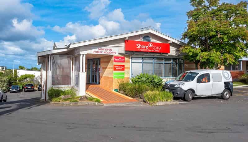 948 East Coast Road, Northcross