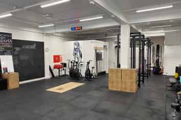 Central Hutt - Office or Retail