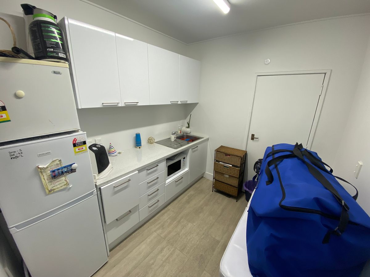 Central Hutt - Office or Retail - Mehr