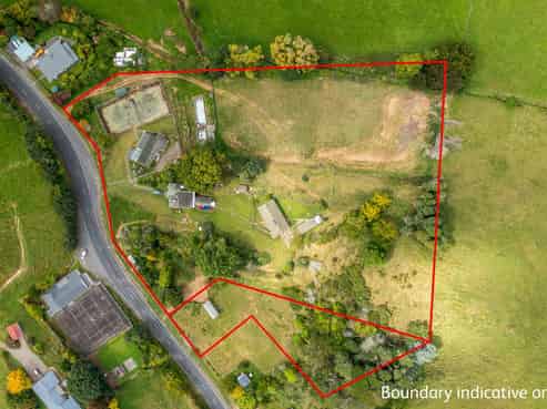1682 Ohura Road, Douglas