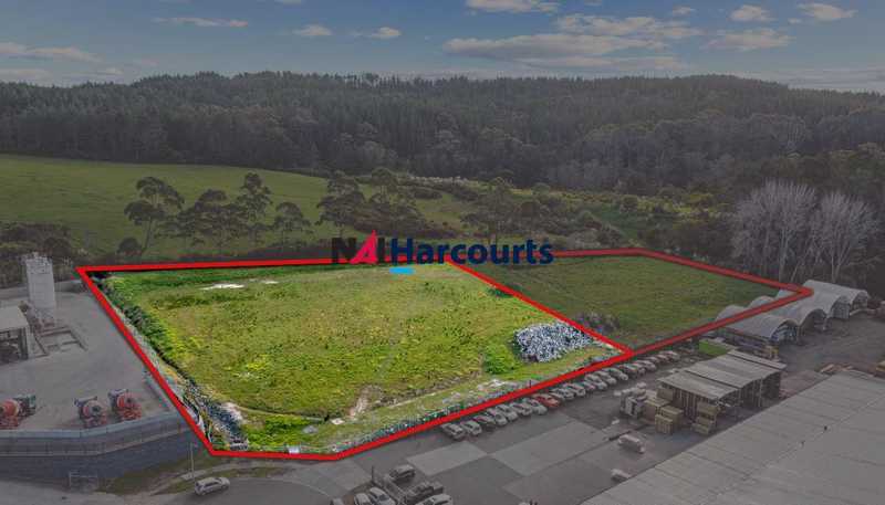24 Sawmill Road, Riverhead