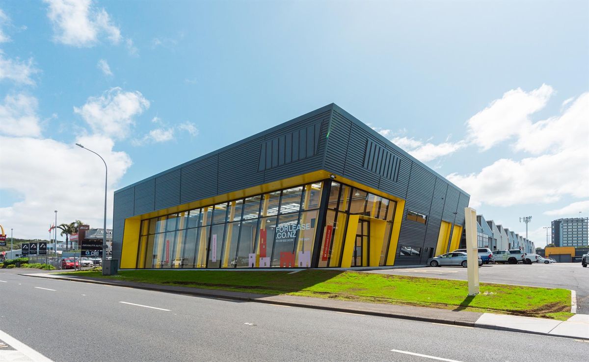 Savills | Prime 961sqm in Penrose