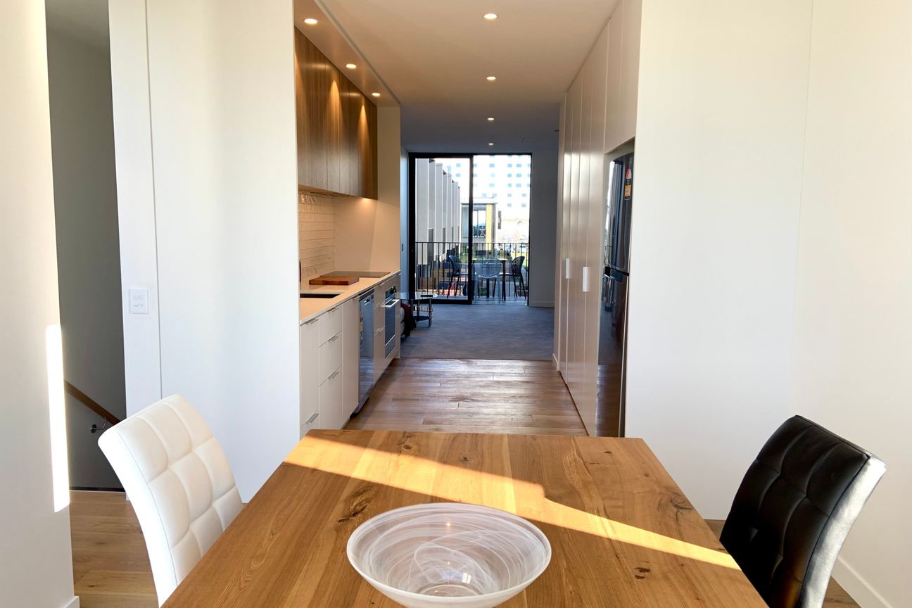 Fully Furnished Executive & Spacious Inner City Apartment! - 6. nézet