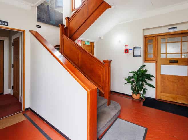 For lease suite 1 office