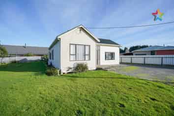 185,187,18 Scott Street, Kingswell