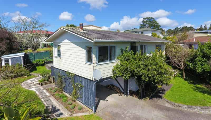 2/34A Helena Street, Massey