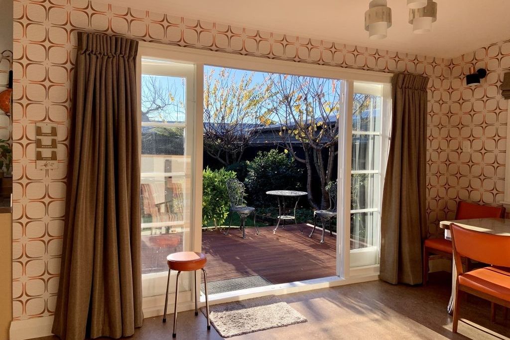 Gorgeous retro style fully furnished immaculate cottage! - Meer