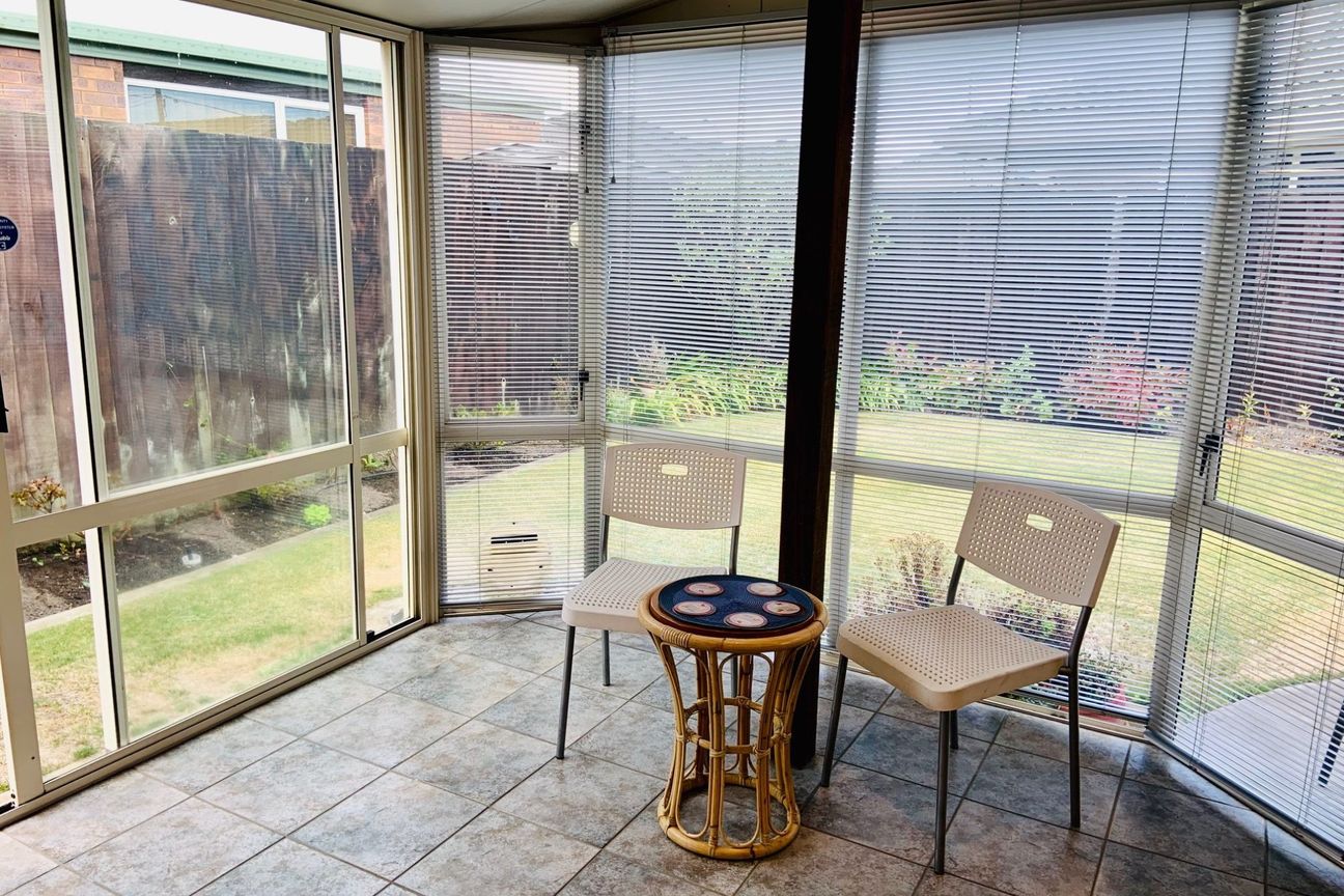 Fully Furnished Immaculate Rear Townhouse! - Widok 5
