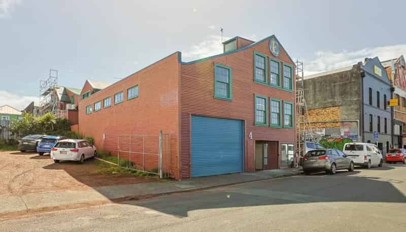 4 Galatos Street, Newton