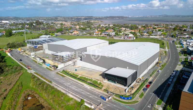 3/8-15 Westpoint Drive, Hobsonville