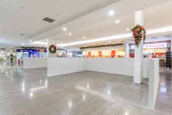 Meadowlands Plaza
