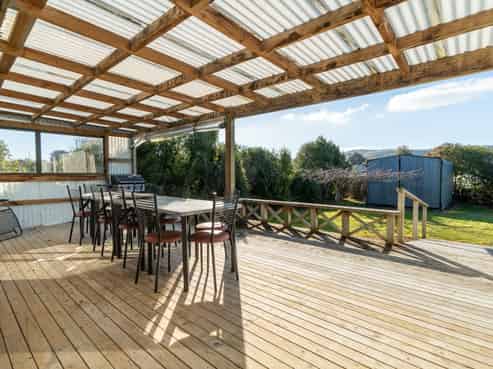 17 Wratten Road, Owaka