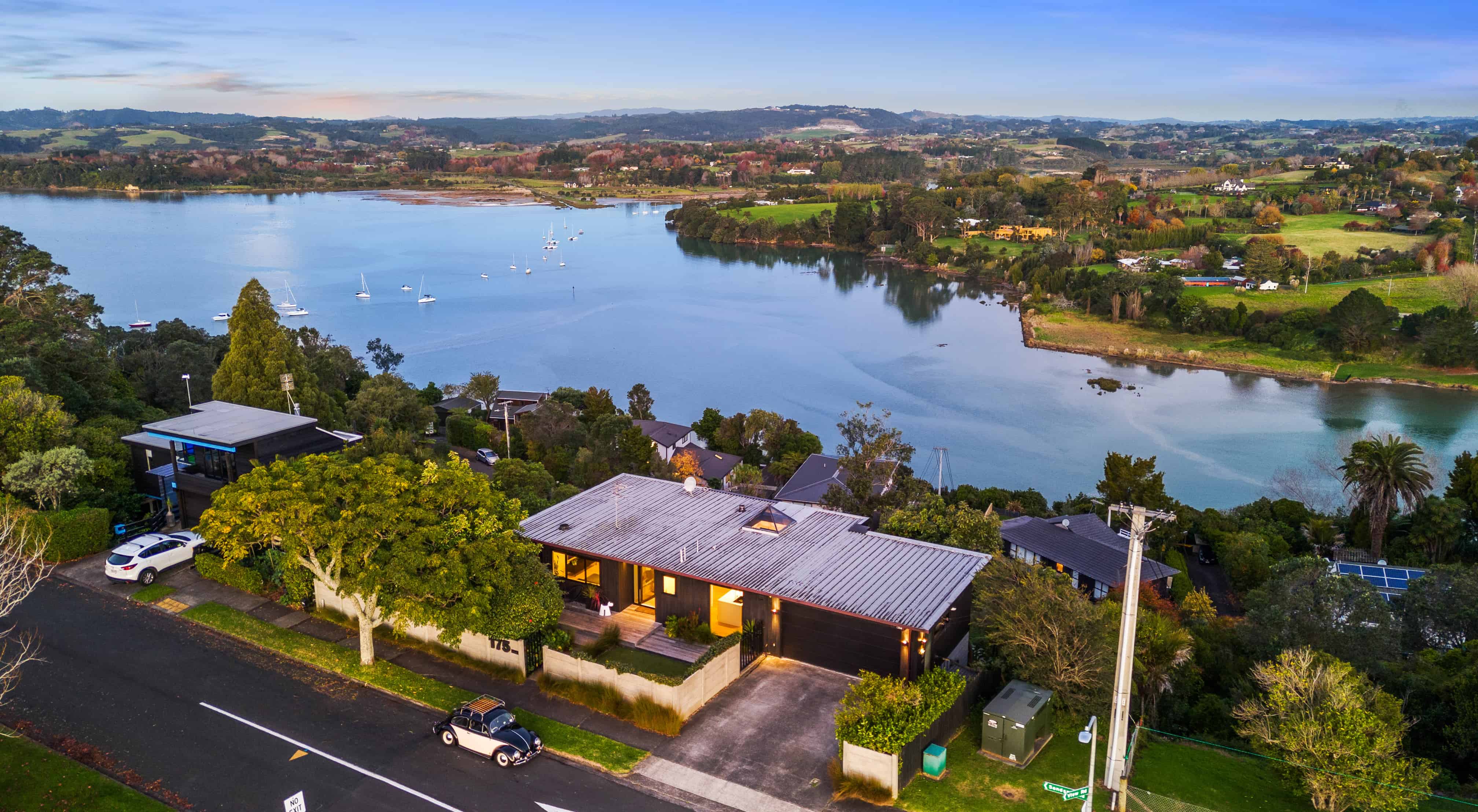 175 Sandspit Road, Shelly Park, Manukau City For Sale realestate.co.nz