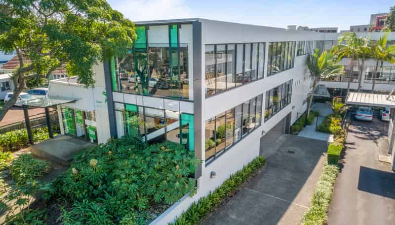 Level 1/Area B 132 Hurstmere Road, Takapuna