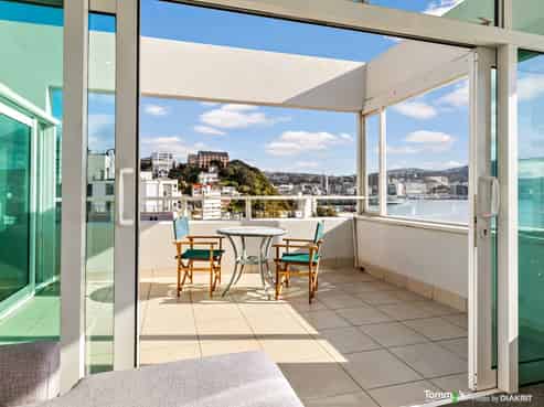 10/248 Oriental Parade, Oriental Bay