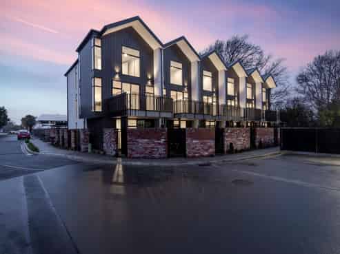 8/30 Amuri Park Lane, Christchurch Central