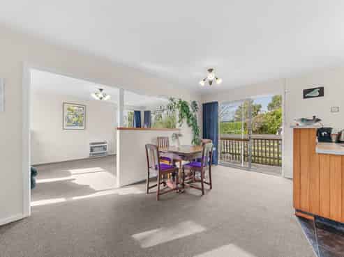 15 Curtis Street, Okato