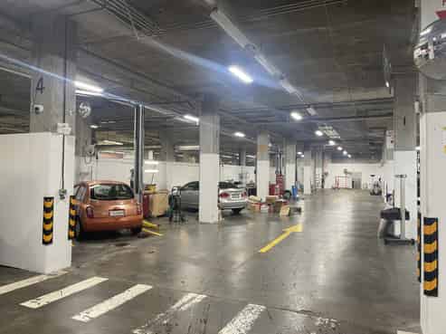 Multiple Uses - Bulk Retail, Service, Warehouse