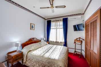 Landmark Hotel in Napier's Art Deco Quarter