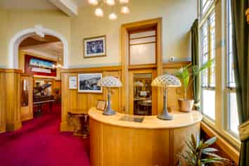 Landmark Hotel in Napier's Art Deco Quarter