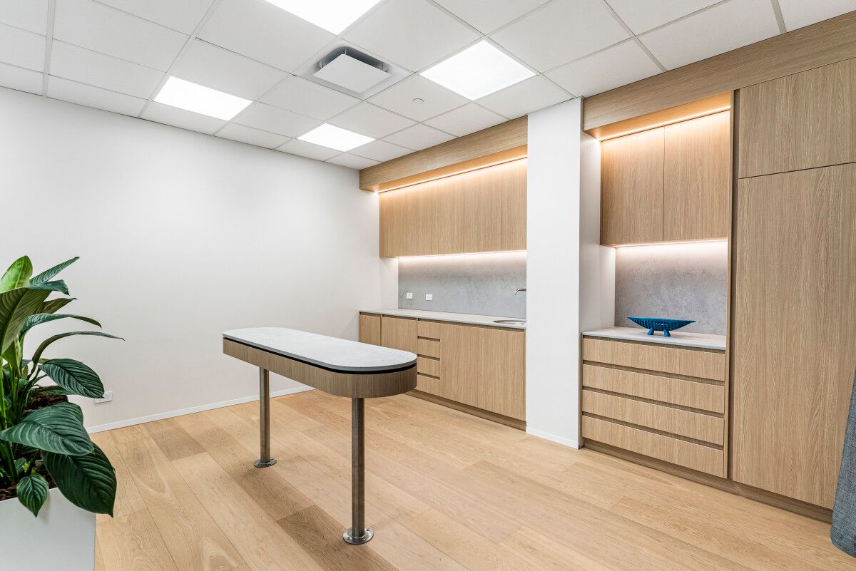 Fully Equipped Office with Onsite Amenity - Mehr