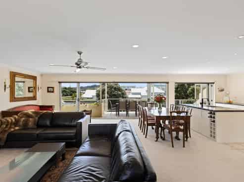 363C Hibiscus Coast Highway, Orewa