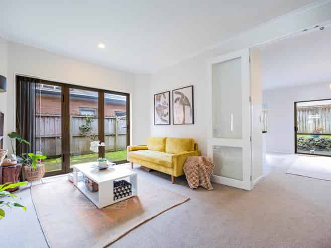 16A Lincoln Road, Henderson
