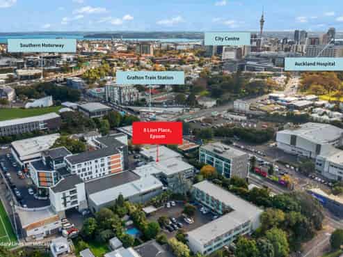 Double Grammar Zone Overlooking Newmarket