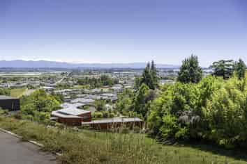 103a Hart Road, Richmond