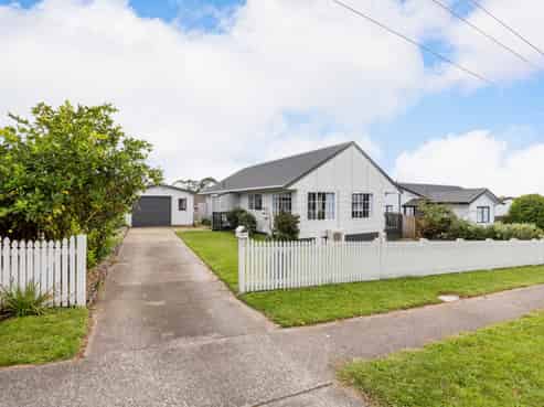 18 Dixon Road, Fitzroy